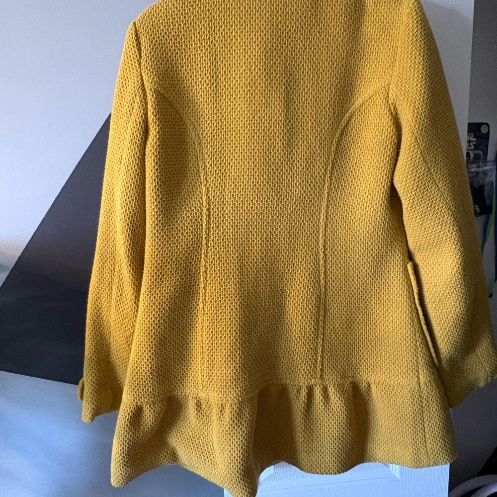 Retro Yellow Coat - Picture 2 of 6